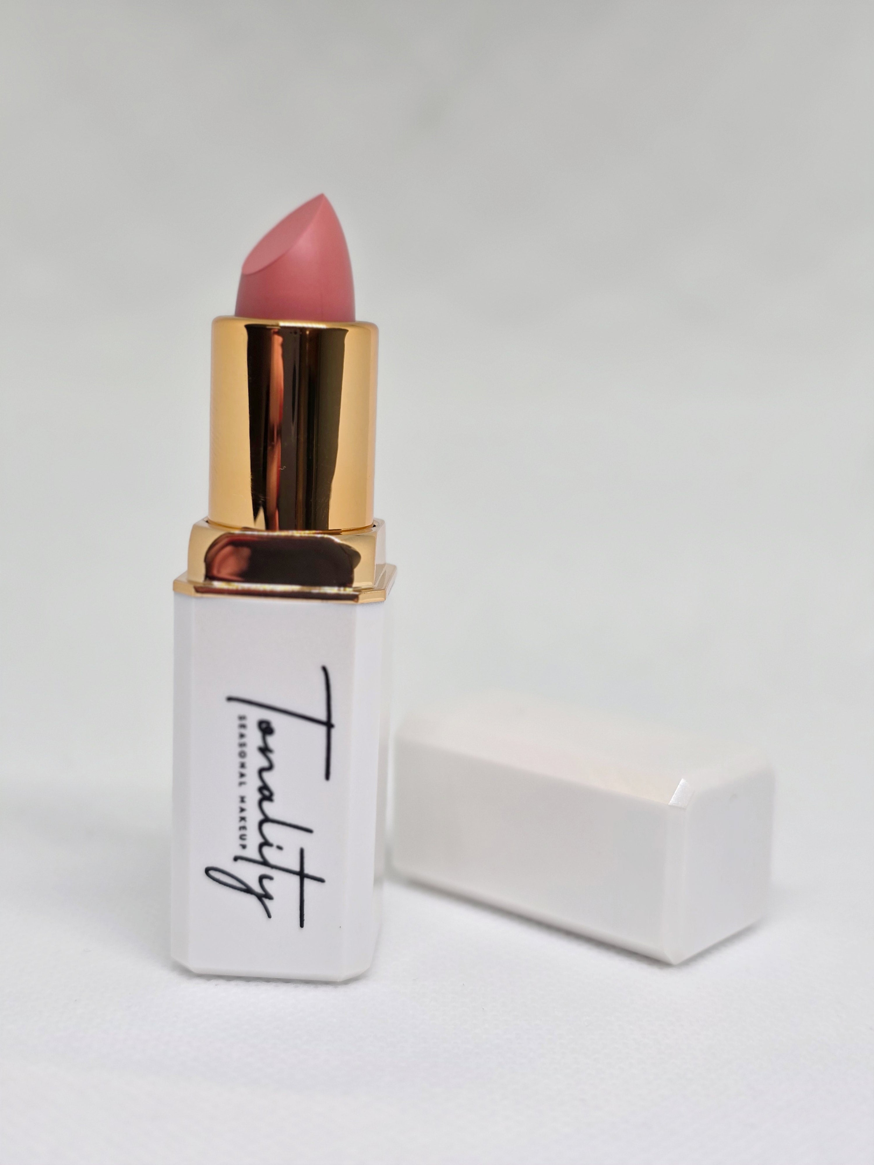 #18 Peach Sorbet - Velvet Blur Lipstick
