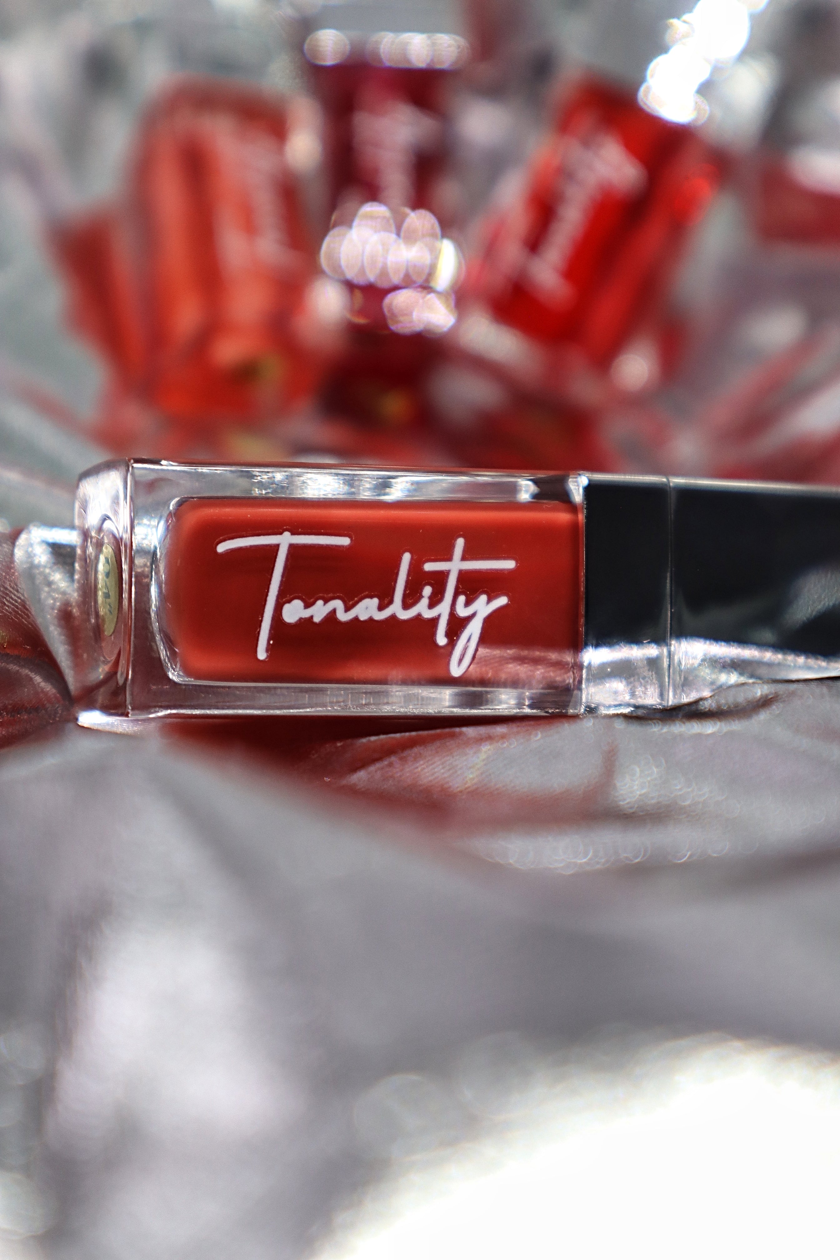 Lip Glow Oil- #04 Demure