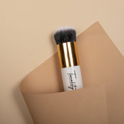 Kabuki Brush