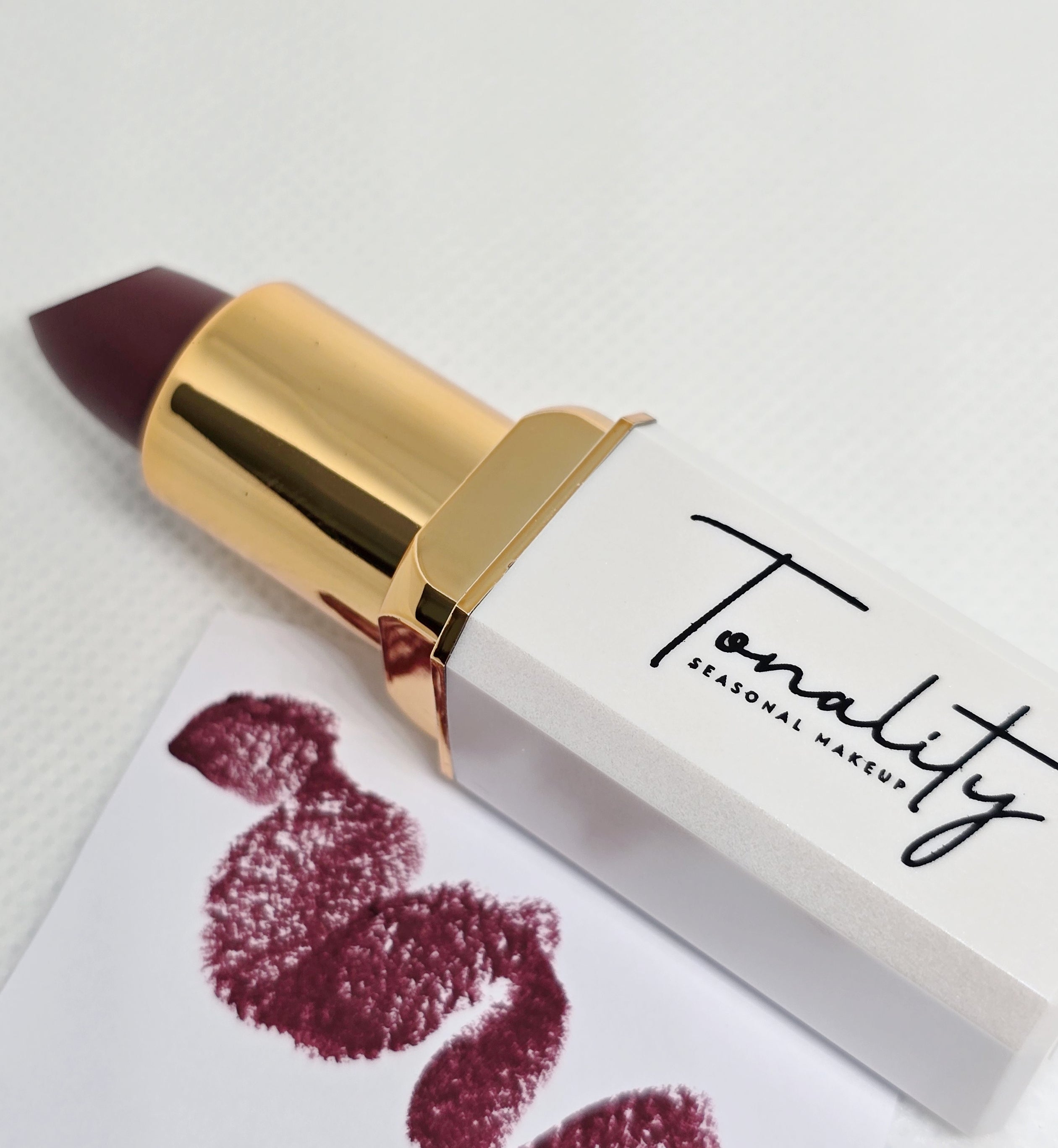 #7 Plum Noir - Velvet Blur Lipstick