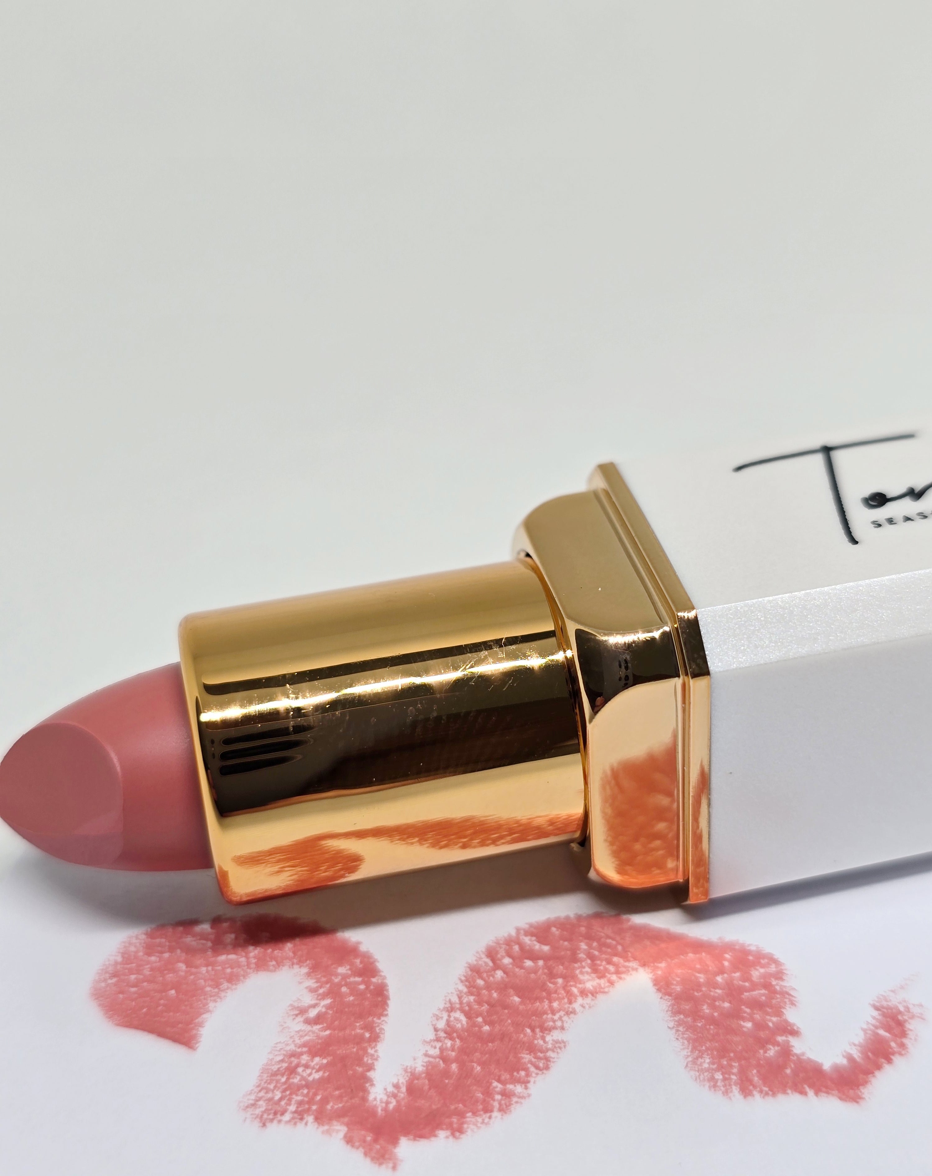 #18 Peach Sorbet - Velvet Blur Lipstick