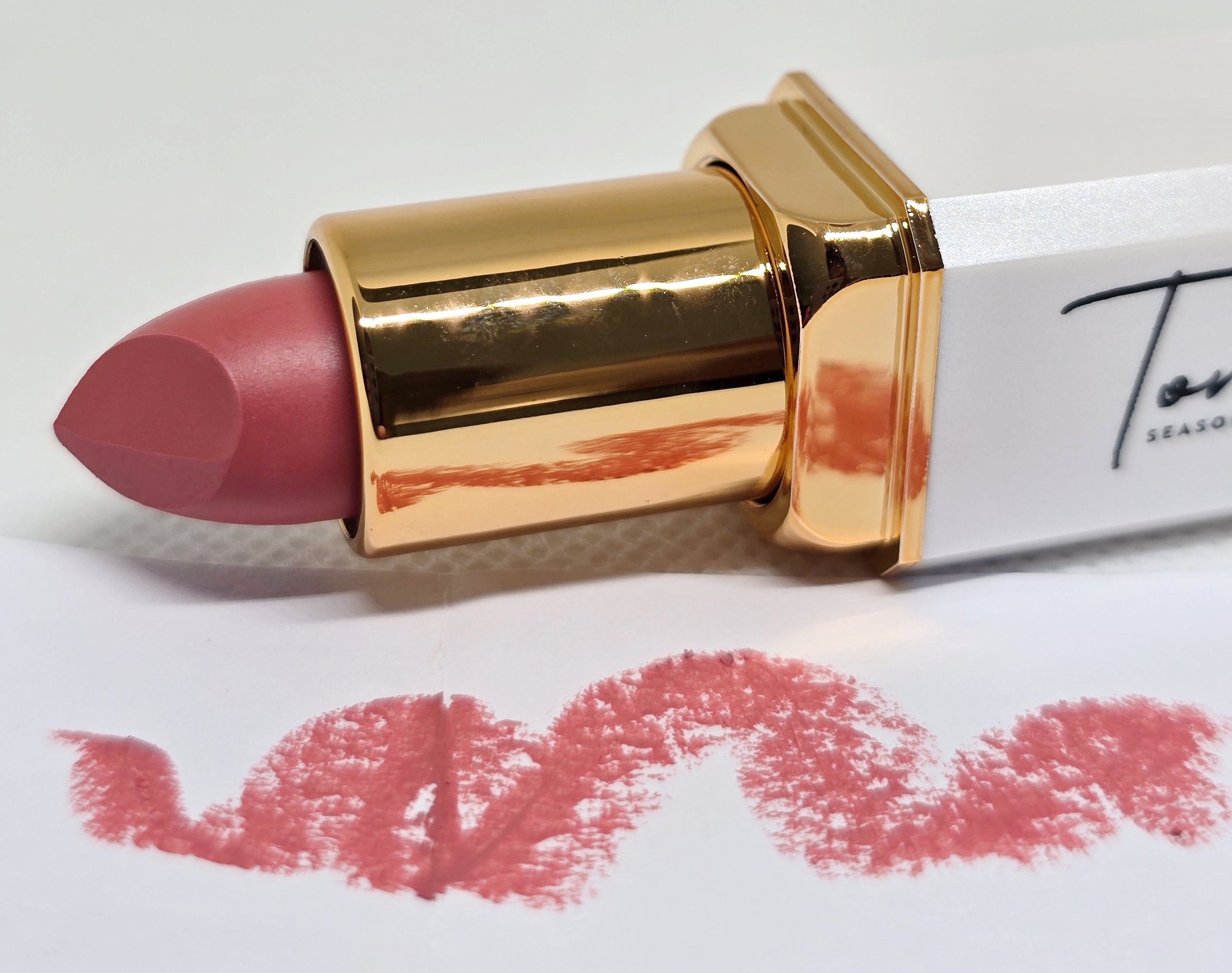#19 Petal Glow - Velvet Blur Lipstick